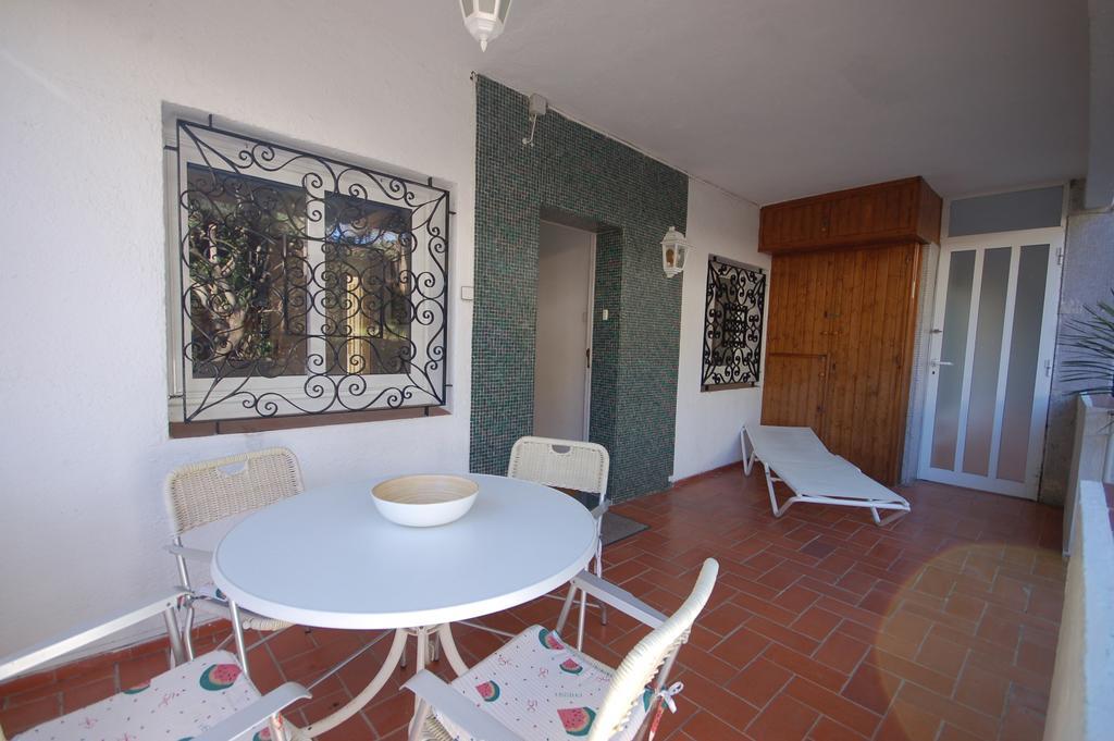 Lets Holidays Apartments Elsa Tossa de Mar Extérieur photo