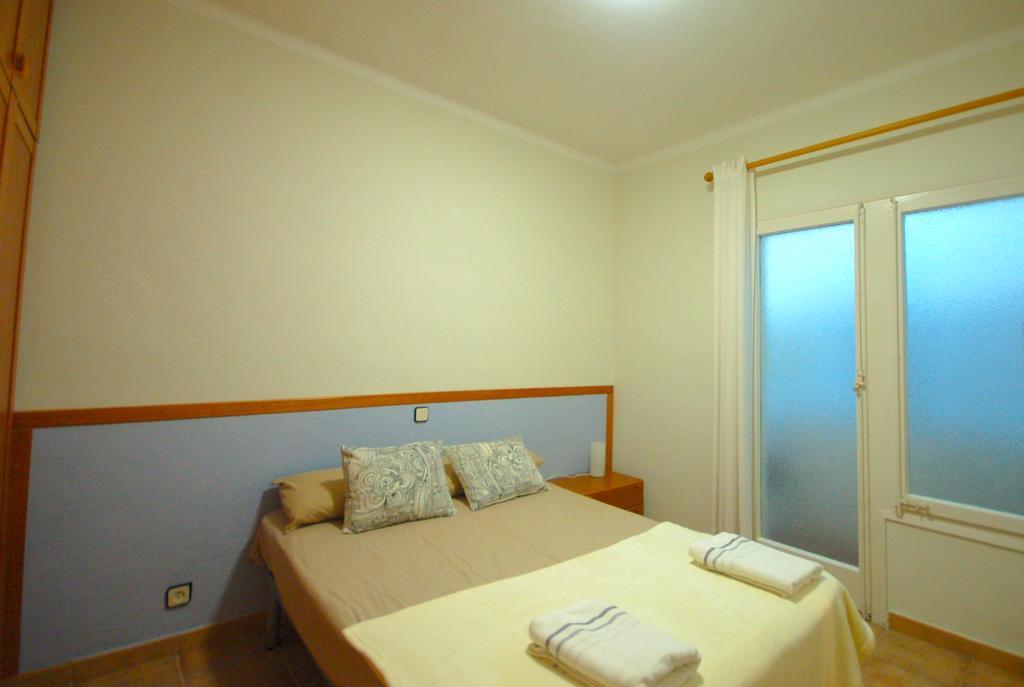 Lets Holidays Apartments Elsa Tossa de Mar Extérieur photo