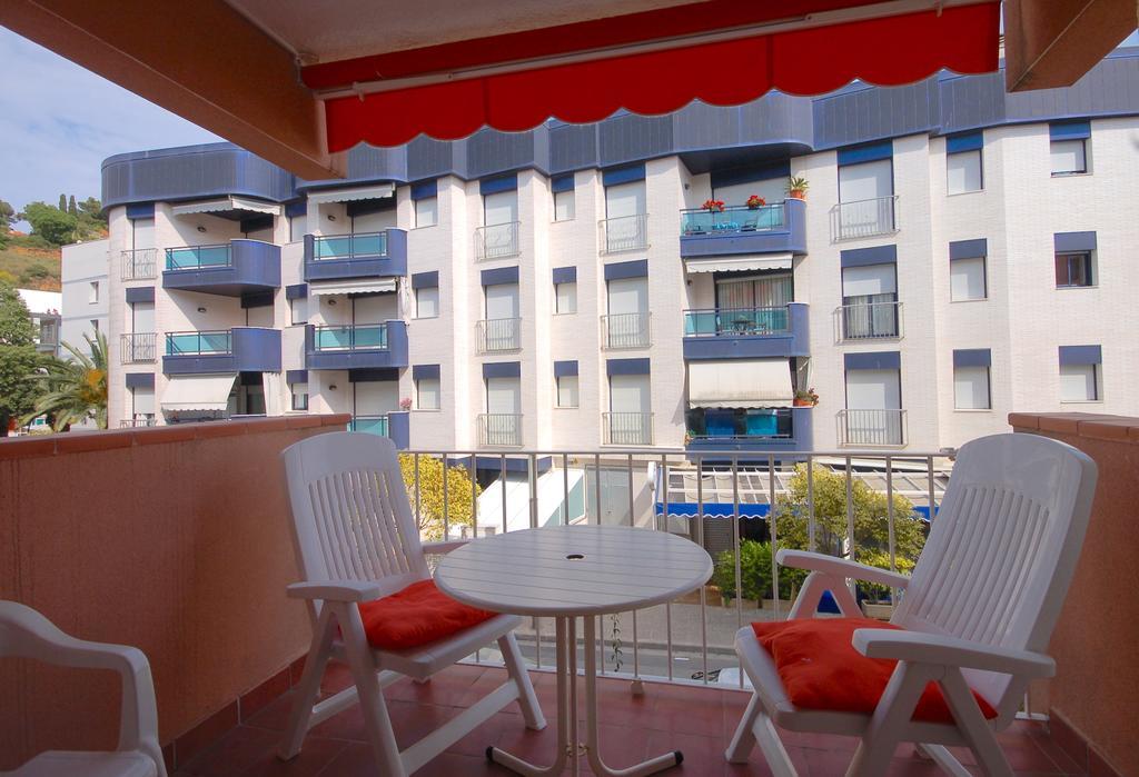 Lets Holidays Apartments Elsa Tossa de Mar Extérieur photo